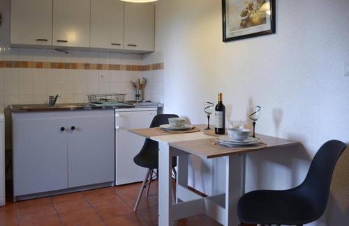 Vitrac Apartment | Experience Cultural & Nature Delights by the Dordogne River