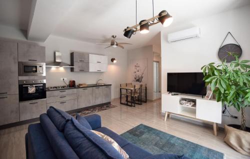 Falerna Marina Apartment | Gorgeous Apartment In Falerna Marina
