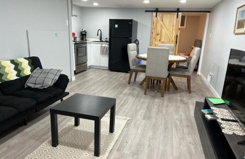 Calgary Apartment | Gorgeous Basement Apartment