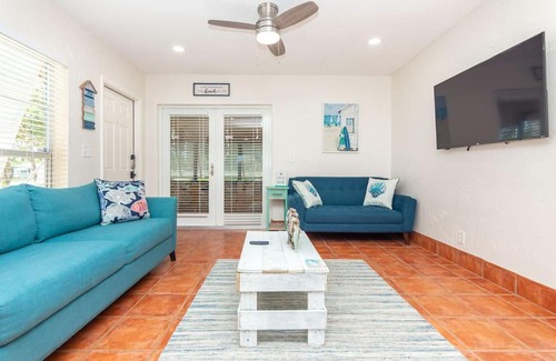 Lantana House | Beach-Themed Vacation Home Steps from the Ocean Waves