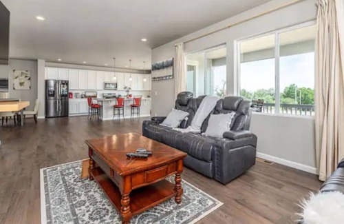 Thornton House | Gorgeous Brand-New Home