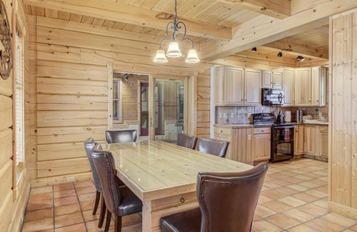 Payson Cabin | Scenic Cabin with Trail Access and Family-Friendly Amenities