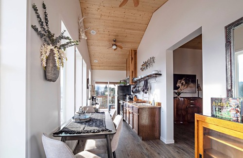 Haines Apartment | Exceptional Chilkat Tower #3: 2BR Condo in Downtown