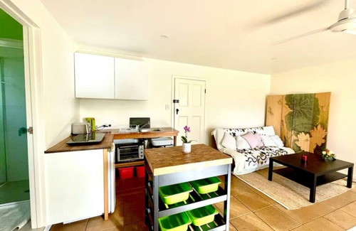 Mullumbimby Apartment | Gorgeous, comfortable and Spacious with rural view 5 min walk to Mullumbimby