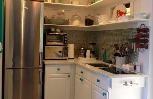 Red Hook Apartment | Stunning Sapphire Condo in St Thomas with Ocean Views