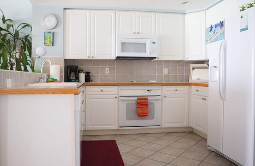Pensacola Beach Condo | Gorgeous Condo directly on the Gulf of Mexico!