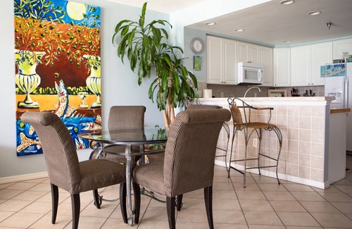 Pensacola Beach Condo | Gorgeous Condo directly on the Gulf of Mexico!