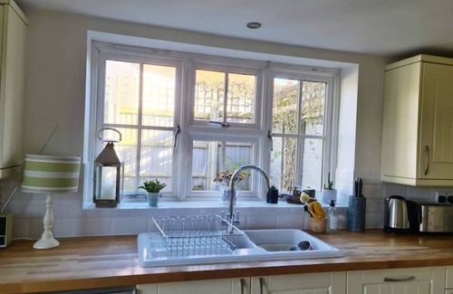 Dereham Cottage | Beautiful Brisley Cottage: 3 Beds, Garden & Pet-Friendly