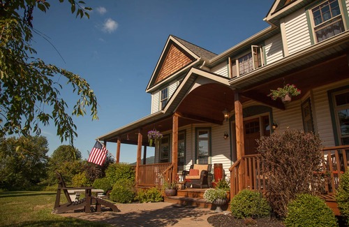 New Paltz House | Idyllic Country Estate with Ocean Views and Year-Round Jacuzzi