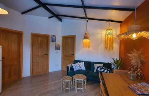 Alora Cottage | Inviting Casita with Pool and Scenic Mountain Views