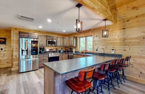 Carrabassett Valley Cabin | Inviting Dog-Friendly Cabin with Hot Tub and Scenic Views