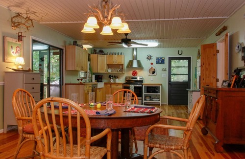 Reed Creek House | Tranquil Lakefront Retreat - Pet-Friendly Paradise Awaits!