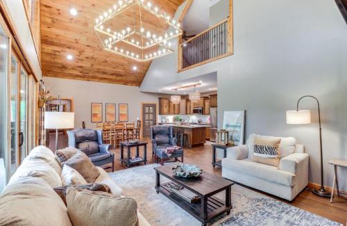 Drasco House | Inviting Drasco Home Steps from Greers Ferry Lake