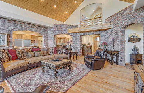 Colorado Springs House | Inviting Estate Home on 186 Acre Ranch Near Colorado Springs