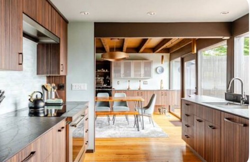 Leschi House | Beautiful Family Lake View Home with Gourmet Kitchen