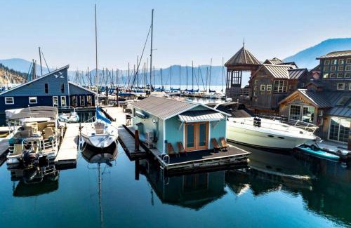 Bayview House | Gorgeous Floating Home on Lake Pend O'reille, Surrounded by the Selkirk and Cabinet Mountains, Idaho