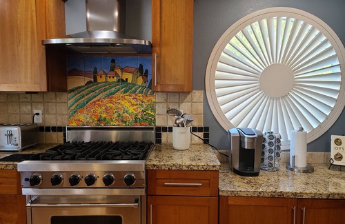 Boston Harbor House | Beach House Retreat in Olympia, WA - Guest Rated 10/10