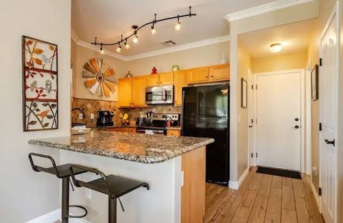 The Gardens House | Inviting Gilbert Getaway with Pool & Ocean View - Sleeps 10