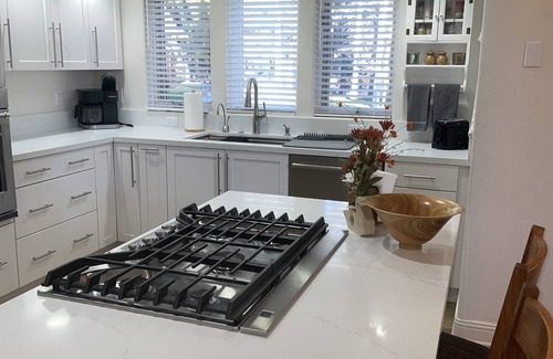 Incline Village House | Relaxing Getaway with Ocean View & Spa - Rated 10/10!