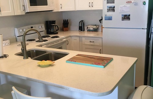Seacrest Condo | Beachfront Condo on 30A with Private Back Porch Access