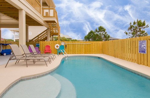 East End House | Stunning Gulf Views with Private Pool – 10/10 Guest Rated!
