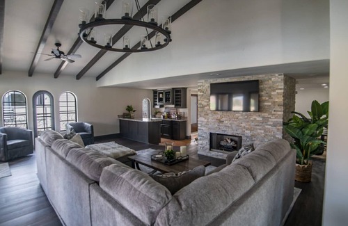 Parker Strip House | Riverside Hacienda with Private Dock & Pool Amenities