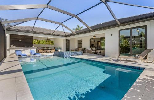 Pelican House | Relax at Villa Still Waters: Heated Pool, Spa & Ocean Views