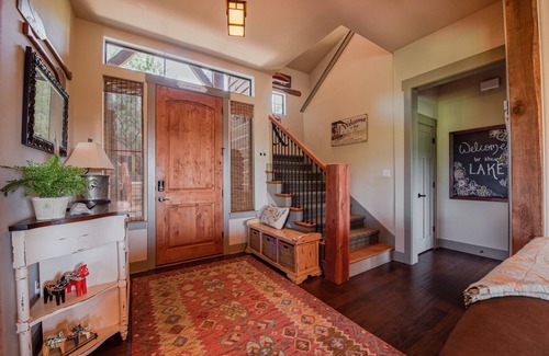 Jonestown House | Idyllic Hill Country Retreat with Panoramic Lake Travis Views