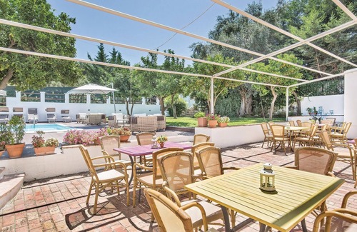 Rossano House | Cozy 8-Bedroom Getaway in Rossano Calabro with Pool
