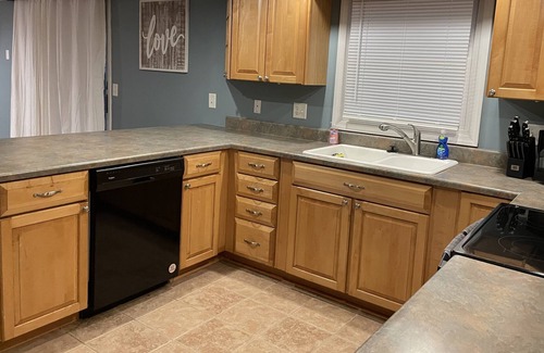 Saint Marys  Allen County House | Gorgeous Home 5 Minutes from Lutheran Hospital!