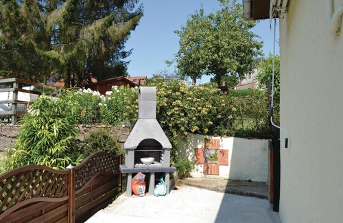 Ligny-sur-Canche House | Top-Rated 2 Bedroom Stay in Ligny-sur-Canche with Spa