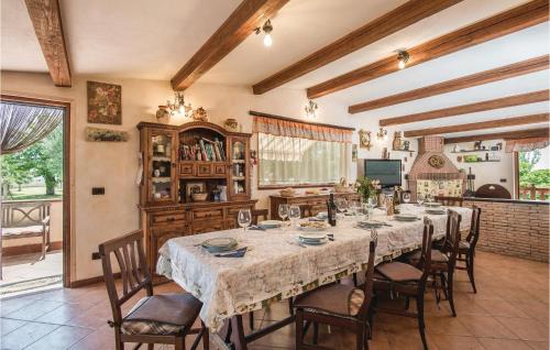 Sant'Angelo Romano House | Inviting Home in Santangelo Romano with Pool and Wifi
