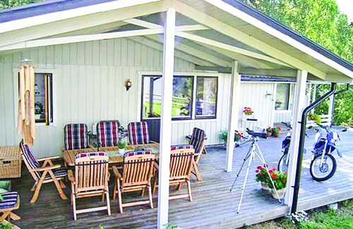 Ostra Viker House | Inviting House Near Forest with Lake View & Spa Amenities