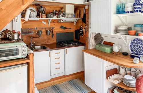 Overum House | Relaxing Days Await in a Serene Pet-Friendly Retreat