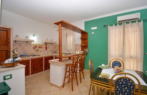 Acate House | Gorgeous home in Acate with swimming pool