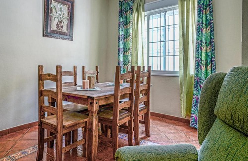 Algamitas House | Cozy Home in Algamitas with Free Wifi & Great Reviews