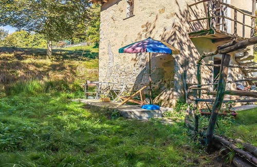 Madonna del Sasso House | Cozy Retreat with Mountain Views and Family-Friendly Amenities
