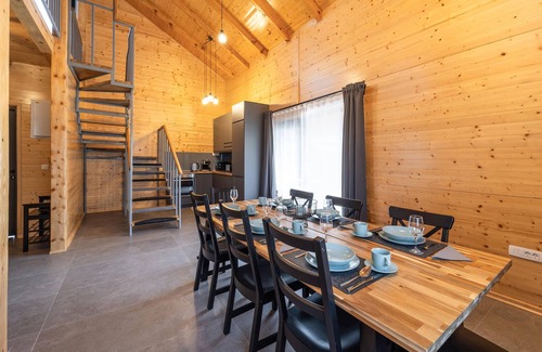 Bilje House | Family-Friendly 3 Bedroom Accommodation in Bilje with Pool