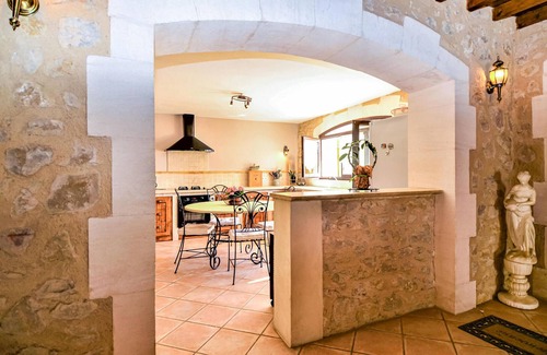Boulbon House | Beautiful Cottage with Pool for an Unforgettable Getaway