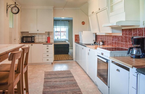 Braas House | Revitalize Your Spirit in Scenic Lake View Retreat