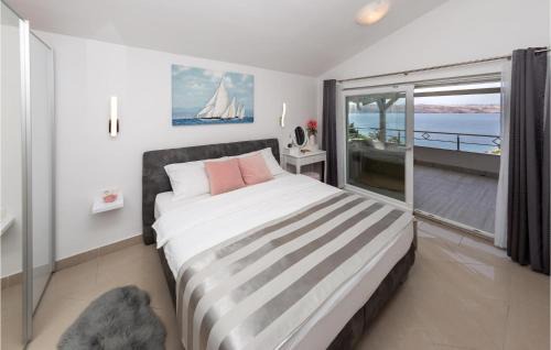 Ribarica House | Inviting Retreat in Cesarica with Scenic Sea Views