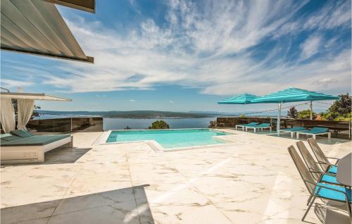 Crikvenica House | Relaxing Retreat in Crikvenica with Private Sauna & Pool