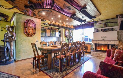 Falkenhagen House | Family-Friendly 2 Bedroom Retreat in Nordwestuckermark