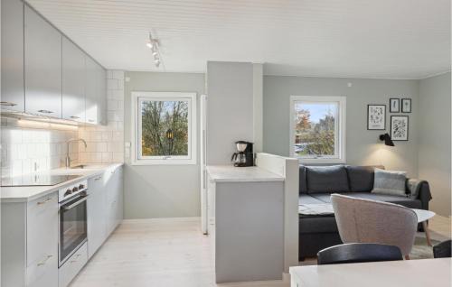 Farvang House | Cozy Frvang Retreat with Kitchen for Family Stays