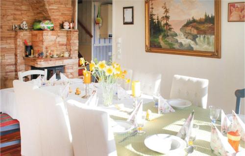 Sveio House | Comfortable Home in Frde I Hordaland with Kitchen Amenities