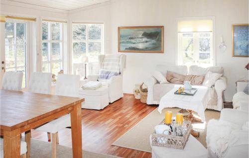 Sveio House | Comfortable Home in Frde I Hordaland with Kitchen Amenities