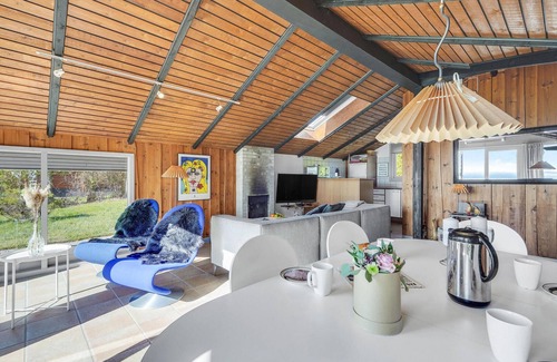 Bøjden House | Ideal Family Vacation Home with Oceanfront Views