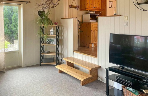 Farsund House | Unwind by the Fjord: Pet-Friendly Retreat in Farsund