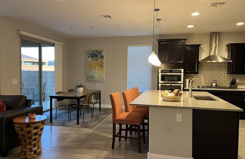 Tucson House | Elegant Home in Gated Community with Pool & Pet-Friendly
