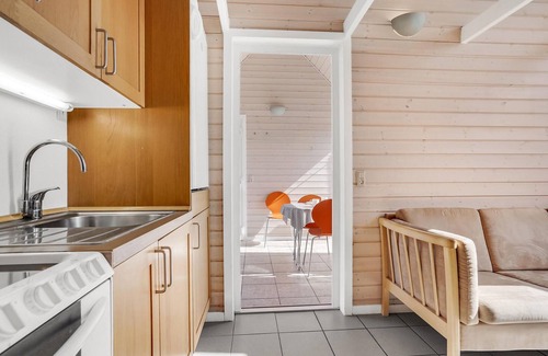 Hadsund House | Discover Family-Friendly Camping Cabins on Kattegat Beach